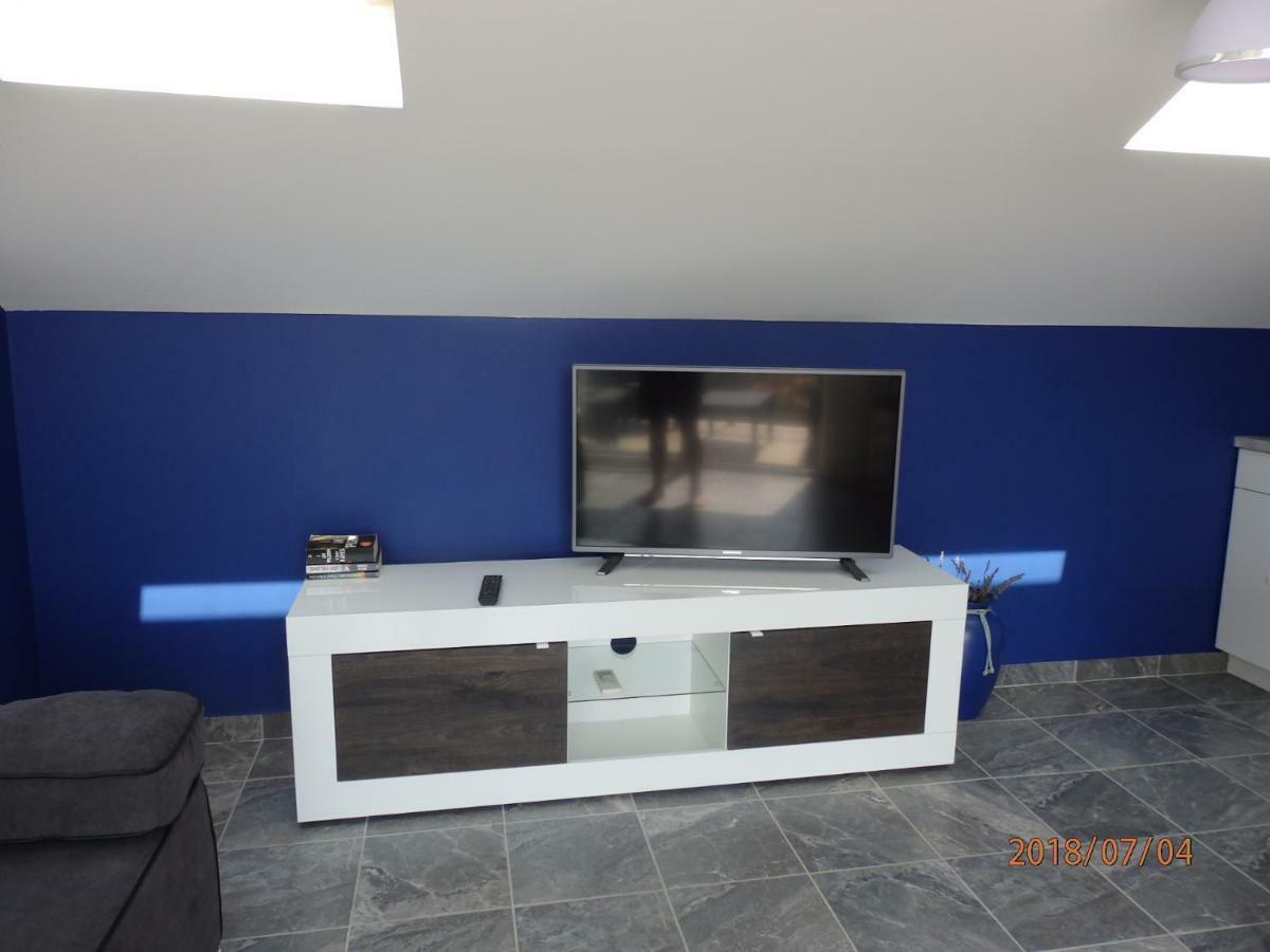 Apartman M&M Milna  Exteriér fotografie