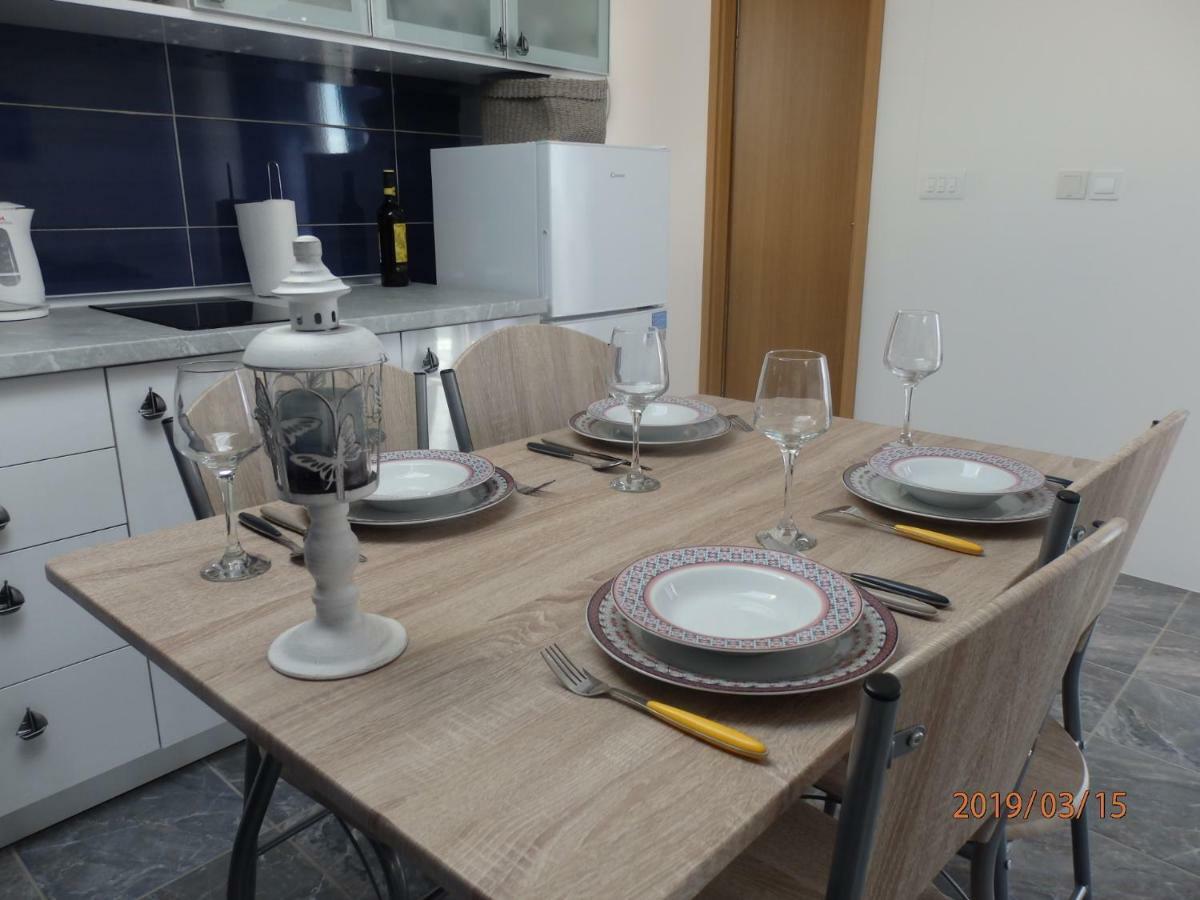 Apartman M&M Milna  Exteriér fotografie
